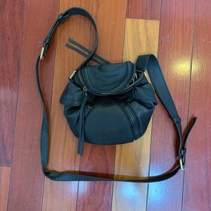 Black, cross body purse!
